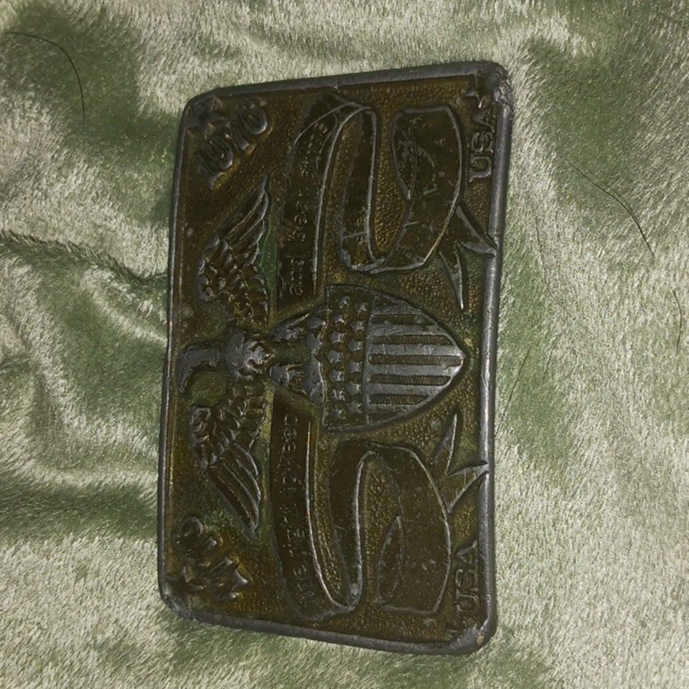 BELT BUCKLE